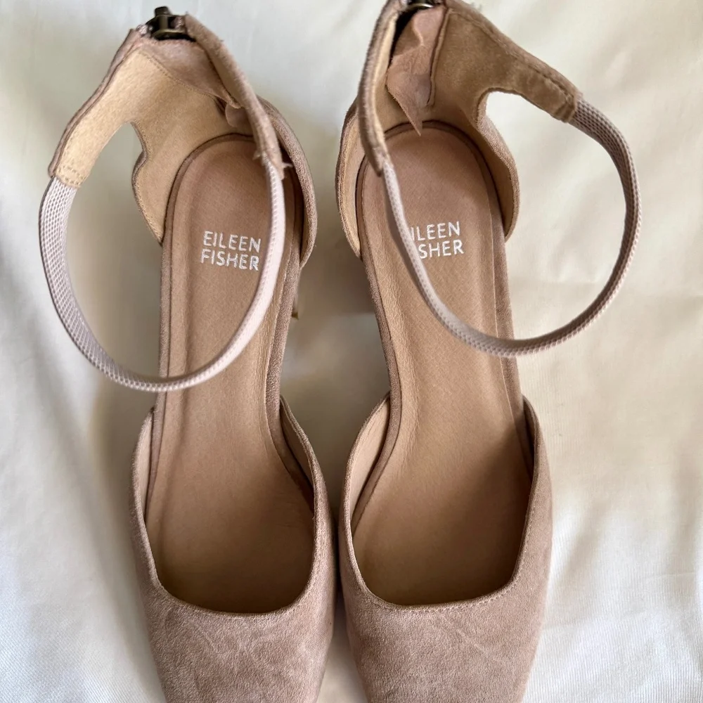 Eileen Fisher Just Suede Ankle Strap Block Heel Pumps - Blush/Nude Size 8.5